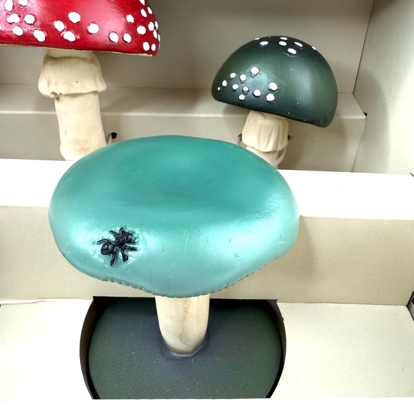 John Derian Mushroom Fungi 5PC Decorative Figurines NWT - Picture 7 of 12
